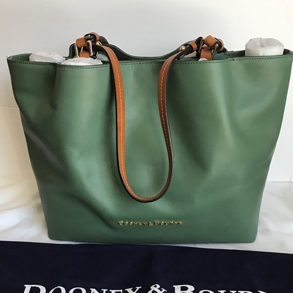 Dooney Flynn - Pistachio